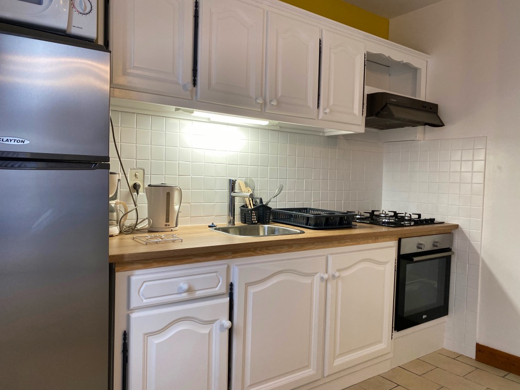 Gîte l'acacia pour 6 personnes avec 2 places de parking privé Gîte l'acacia pour 6 personnes avec 2 places de parking privé
